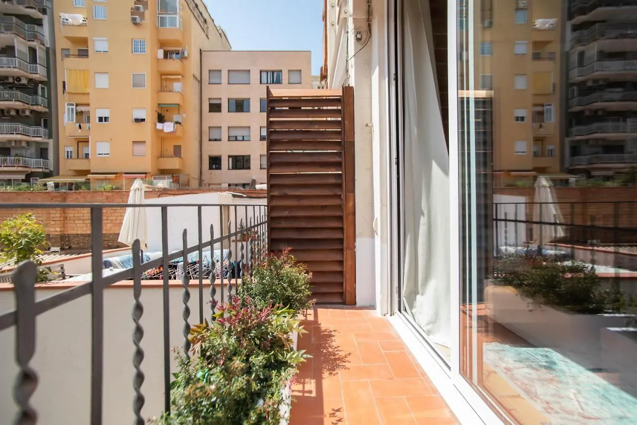 Tendency Apartments Miro 8 Barcelona
